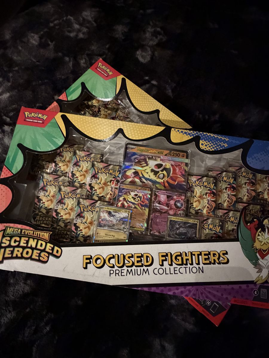 Pokemon premium collection box